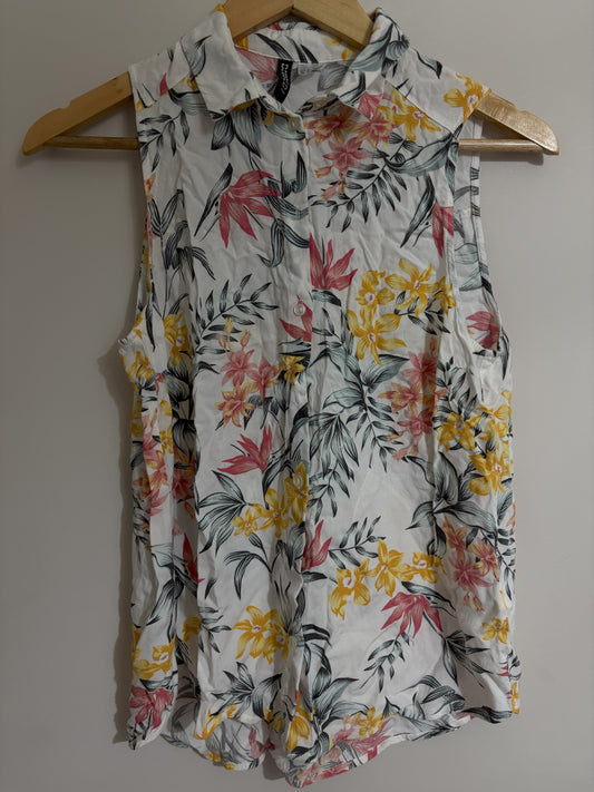 Tropical Floral Sleeveless Button-Up Blouse