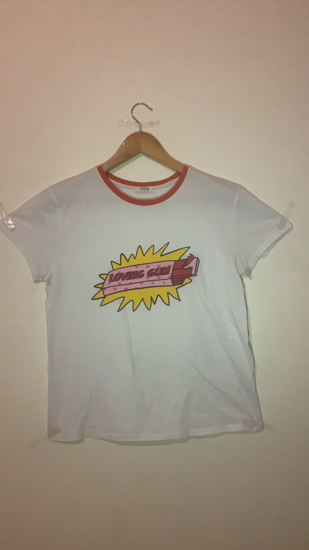 T-Shirt - "Loving Gum"