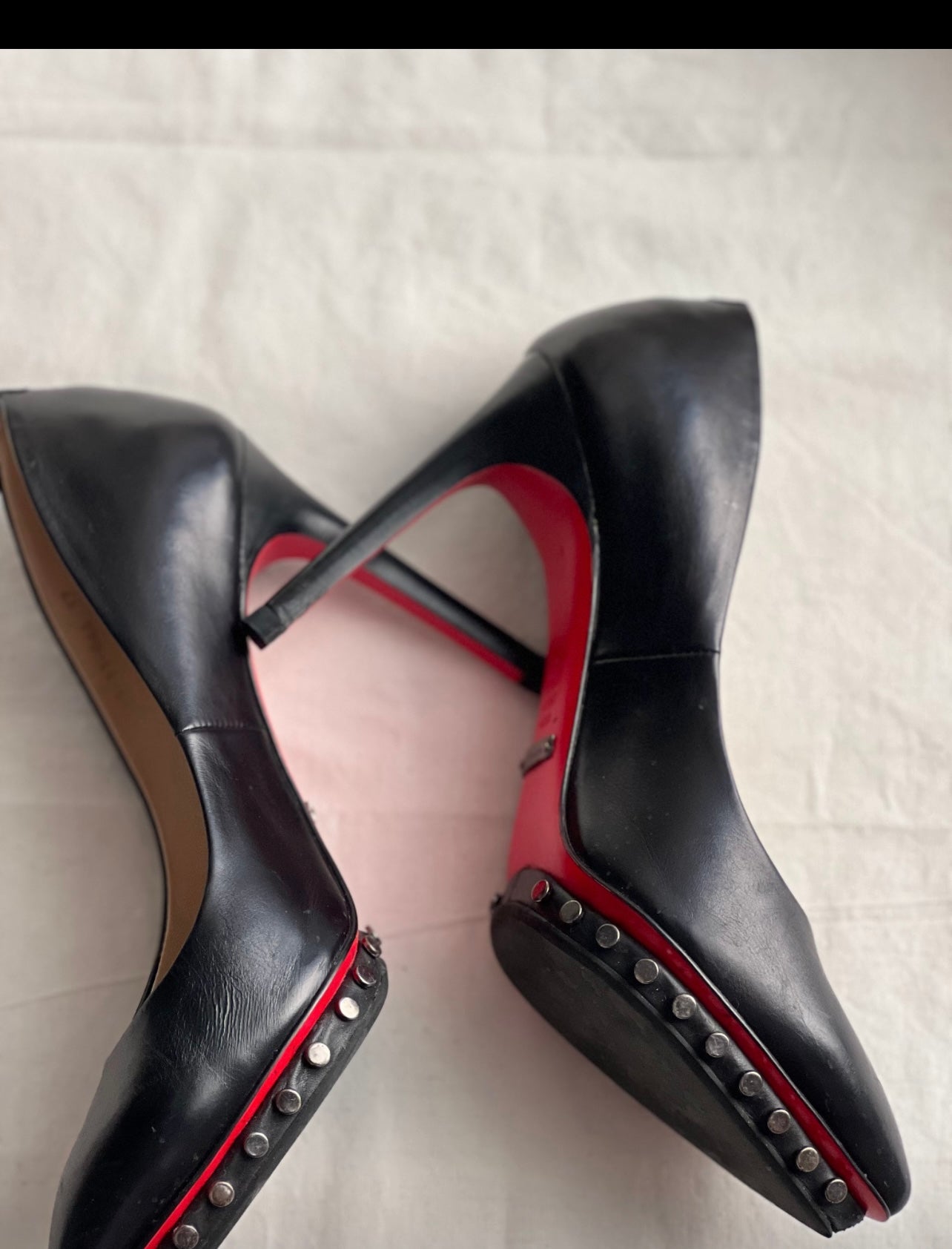 Maria Pino Black Leather Pumps – Classy & Sexy