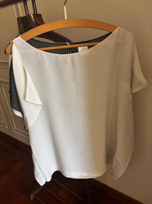 Minimalist White Satin Short-Sleeve Blouse