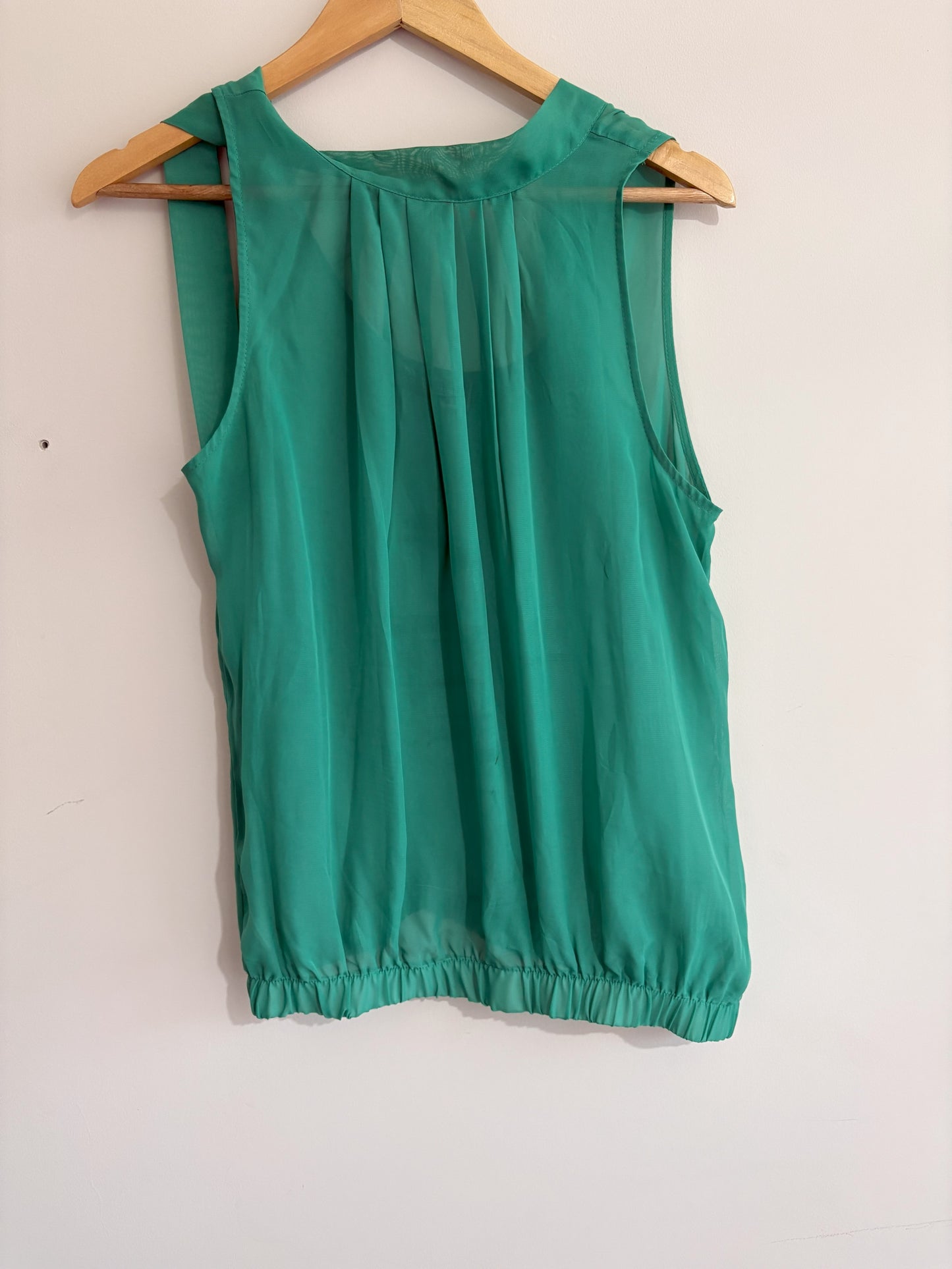 Green Sleeveless Chiffon Blouse