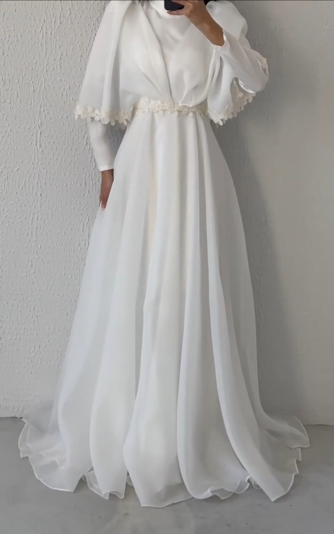 Elegant White Dress with Floral Detail