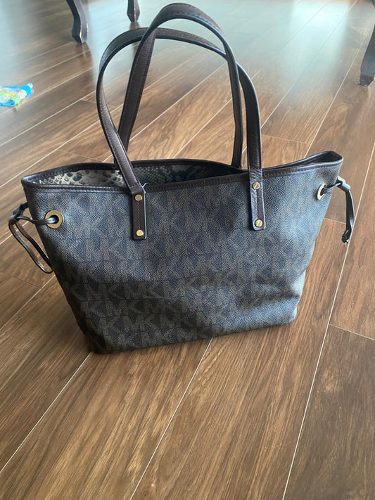 Michael Kors-Large Signature Shoulder Tote Bag