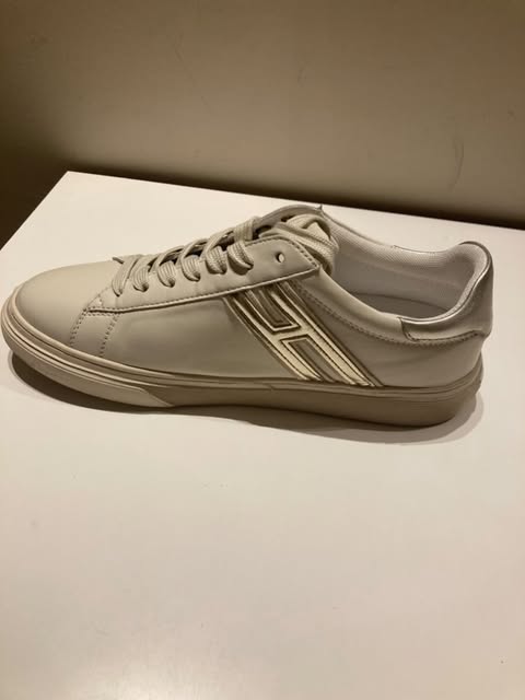Hogan – Off-White Sneakers