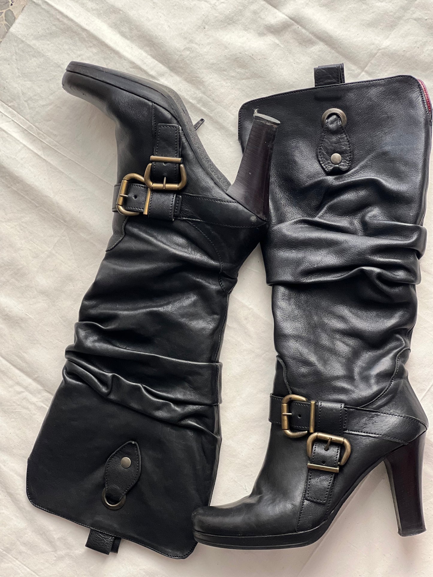 Ovyé Italian High Leather Boots