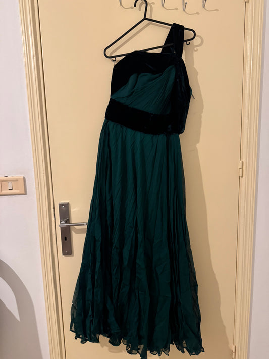 Forest Green One-Shoulder Dress with Velvet Accents – Flowy & Formal